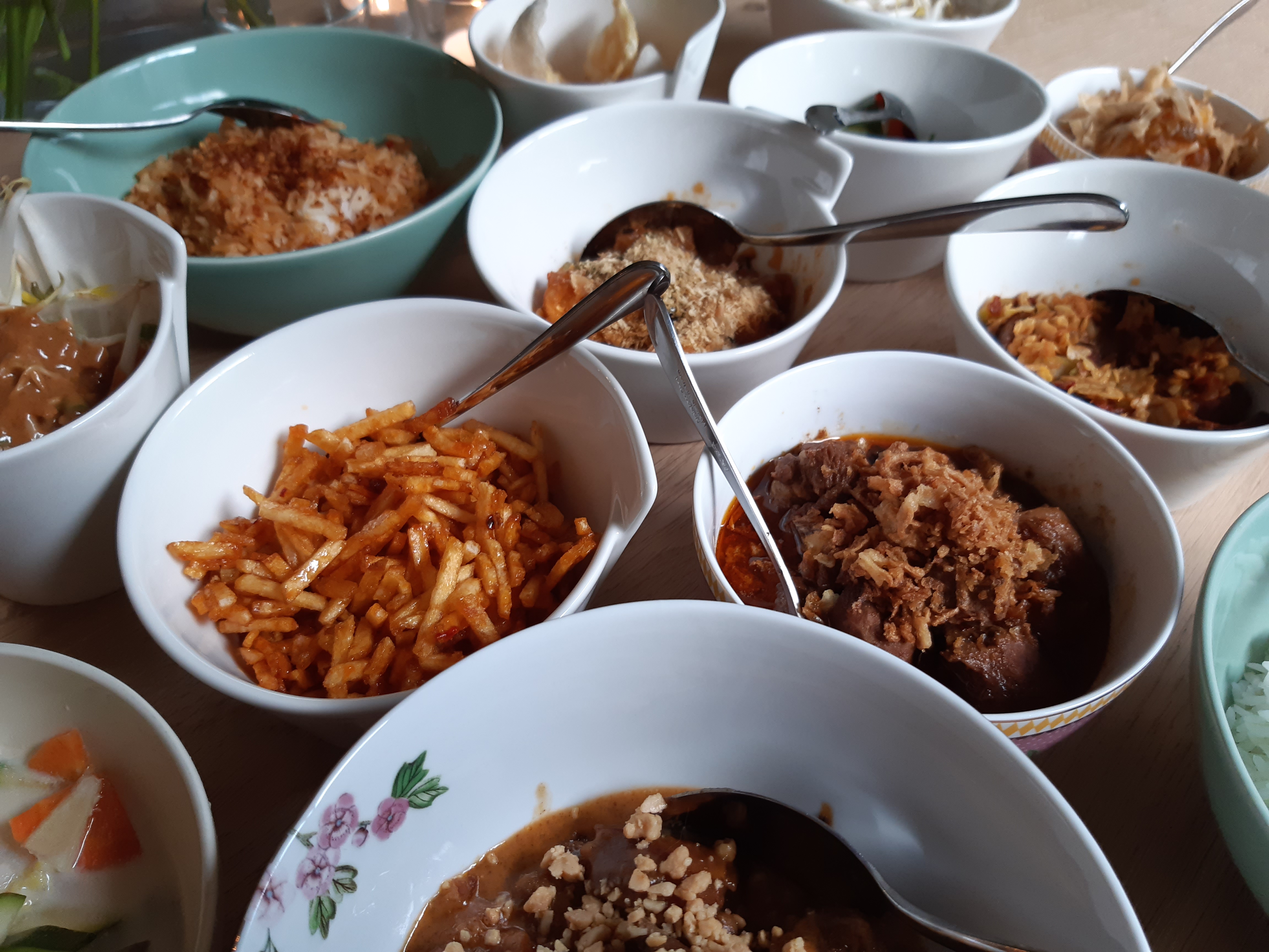 Ron Gastrobar at Home. De Indonesische rijsttafel van Ron Blaauw